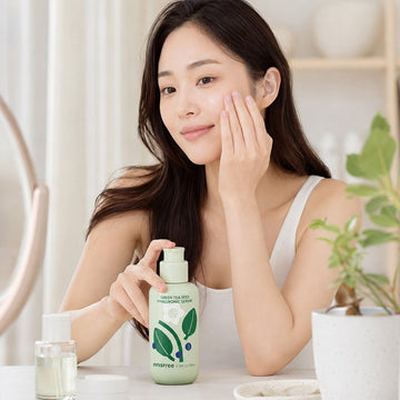 Sérum Hyaluronique Aux Graines De Thé Vert Innisfree Édition Maki Toy 130 ml
