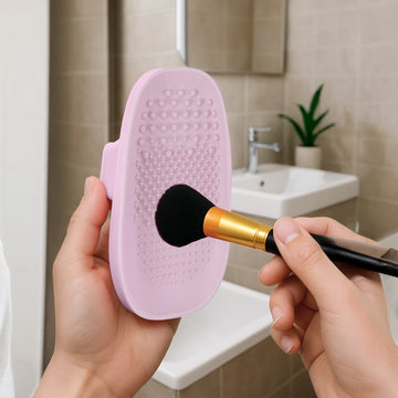 Outil de nettoyage pour pinceaux de maquillage