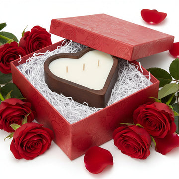 Love In The Air Wooden Heart-Shaped Candle 3wick - Skincare Lab