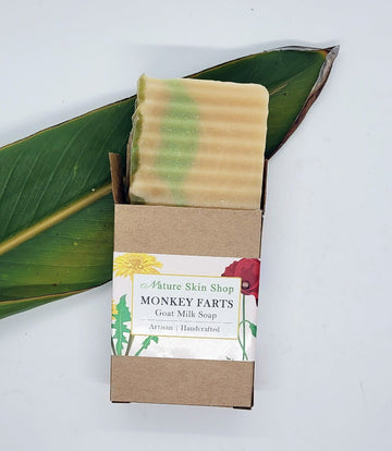 Savon naturel au lait de chèvre « Monkey Farts », saponification à froid